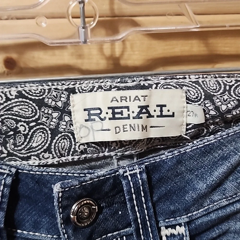 Ariat Real Denim Size 27R Bootcut Inseam 32in - Picture 7 of 7